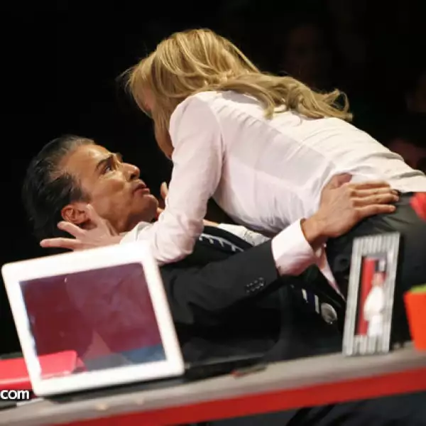 Rene Casados,Laura Flores