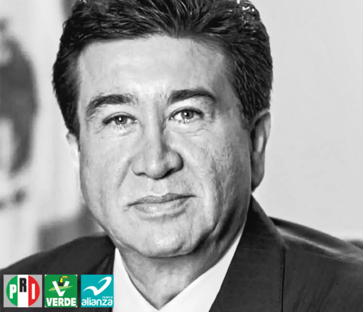 Héctor Yunes Landa.