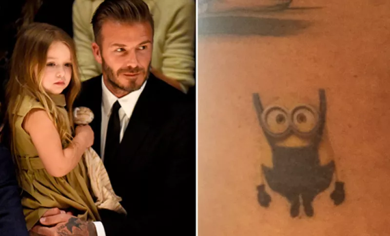 La diseñadora  no sólo tiene su propio personaje animado, sino que se disfrazó de uno seguramente para sorprender a su pequeña hija.