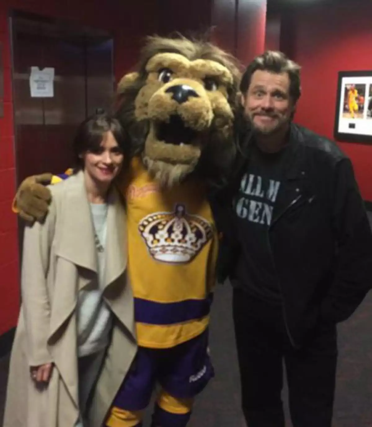 Tras el suicidio de Cathriona White, ex novia de Jim Carrey, recordamos los casos de otros famosos que han enfrentado la muerte de sus parejas.