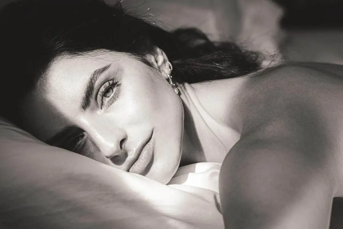 aislinn-derbez (5).jpg