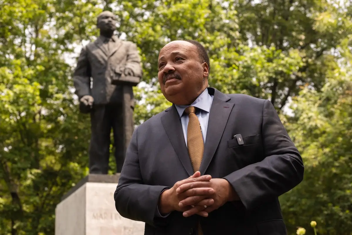 El activista estadounidense Martin Luther King III en el Parque Lincoln de la Ciudad de México