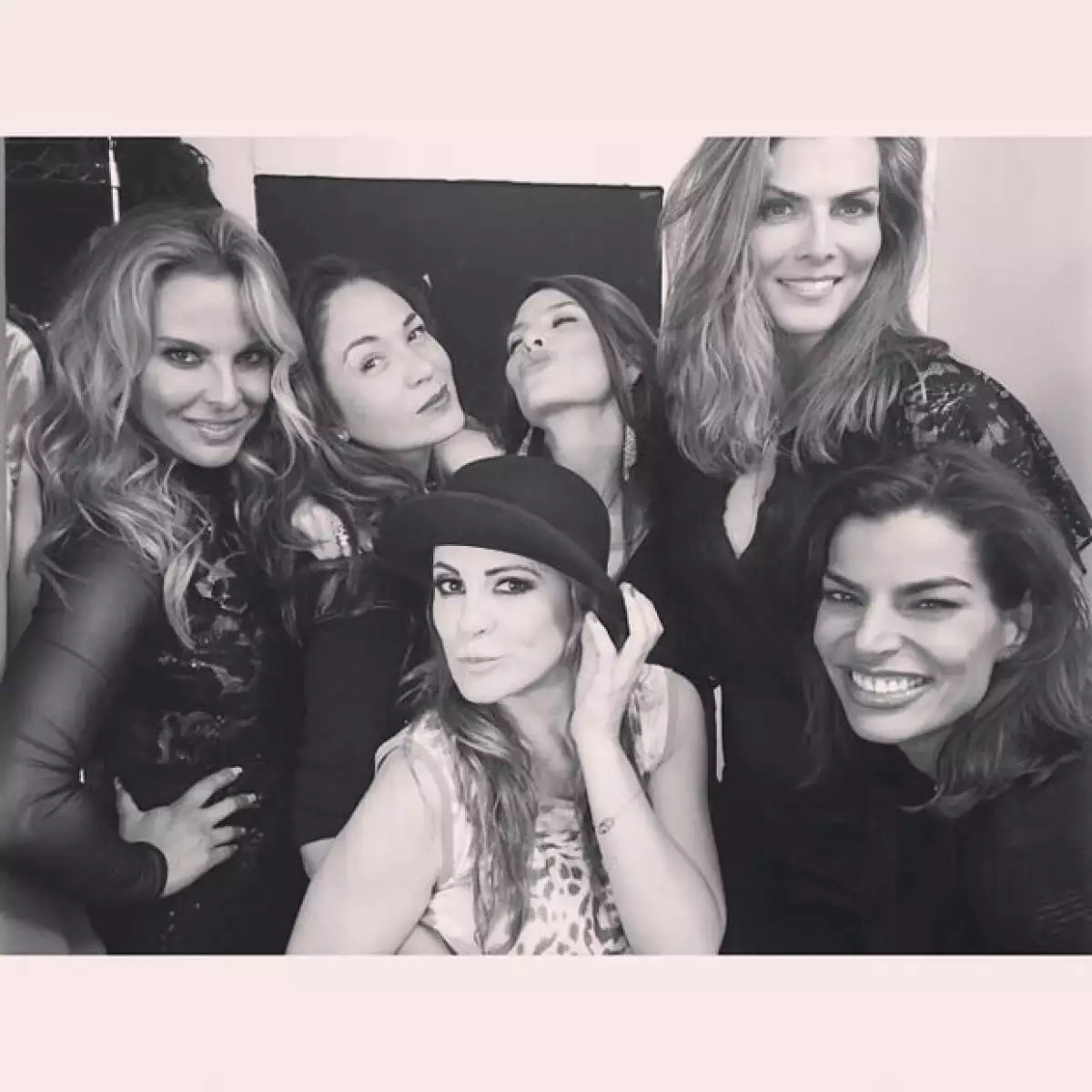 Las guapas "lagartas" festejaron además que Kate del Castillo se les uniera en una noche tan especial.