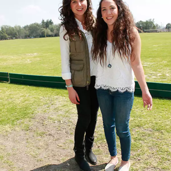 Daniela y Fernanda Roldán