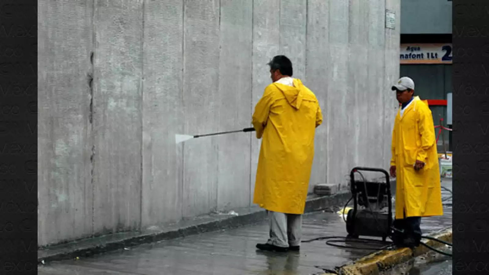 Decentas de personas acudieron al penal de Veracruz para saber los resultados de la audición