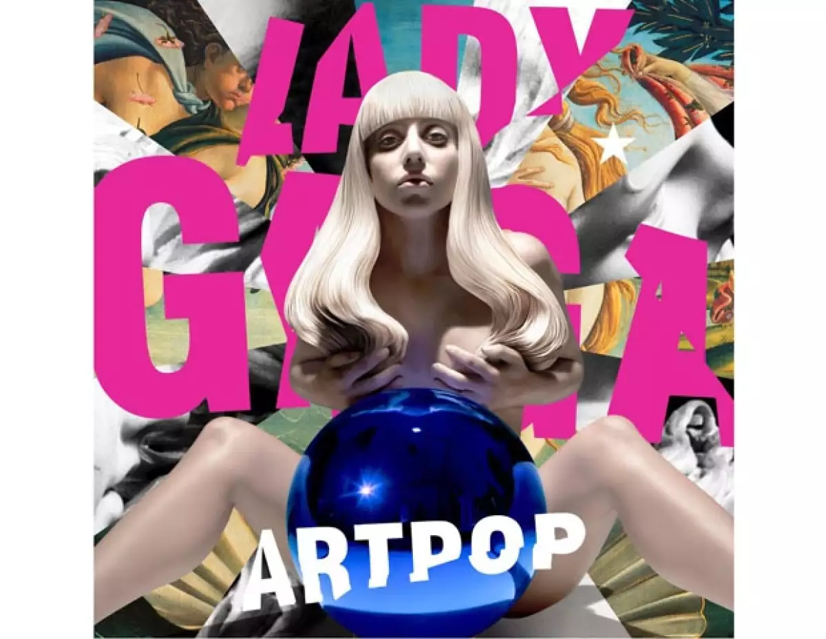 La excéntrica cantante compartió en su cuenta de Twitter la carátula de ‘Artpop’ a sus millones de seguidores.