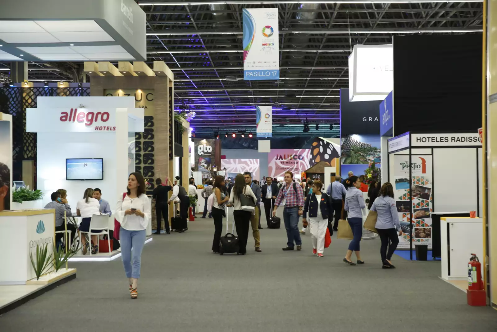 Los asistentes podrán encontrar ofertas de hoteles, restaurantes y líneas aéreas, entre otros, que van del 30% al 70%. Se prevé que durante esta edición se generen más de 32 mil citas de negocios.