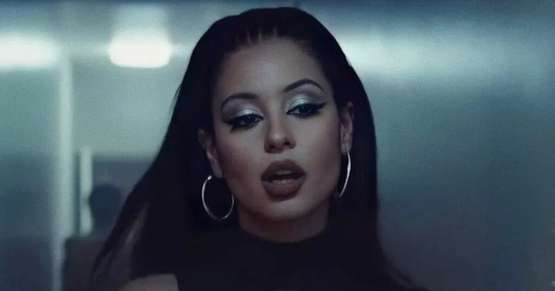 diadema zig zag en euphoria.jpg