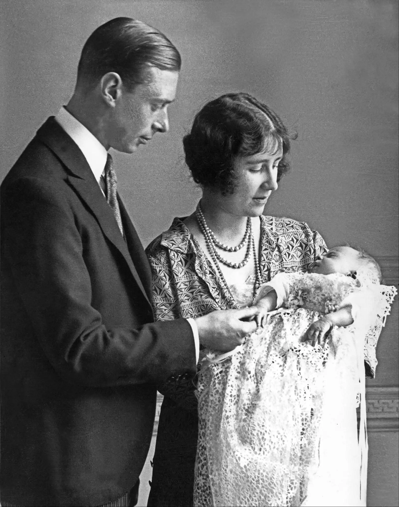 BIO-QUEEN MOTHER-KING GEORGE VI-QUEEN ELIZABETH