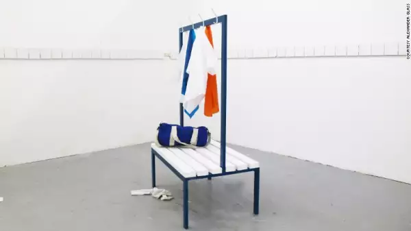 'Head in the game' (2016),