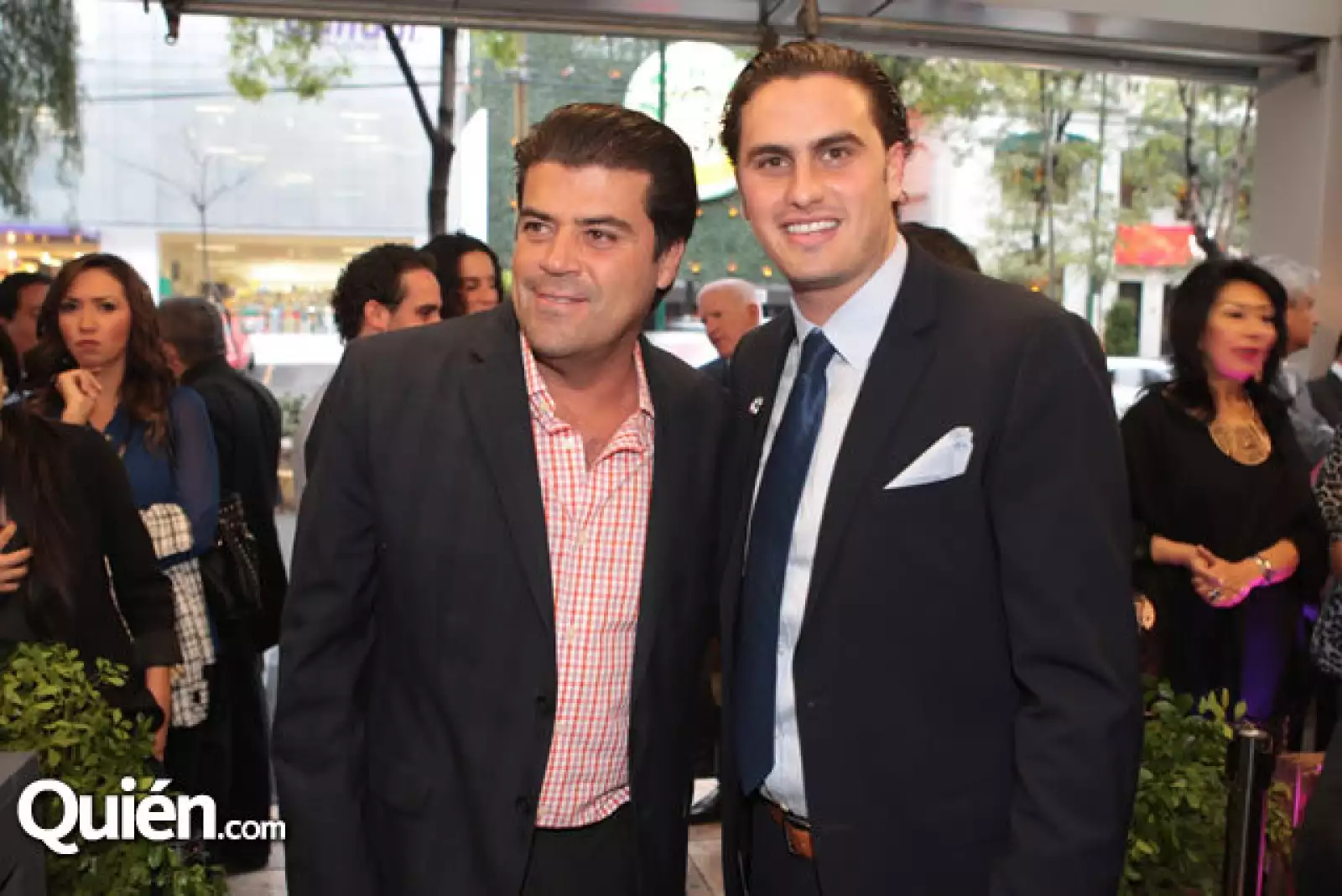 Jorge Van Rankin,Isaac Levy