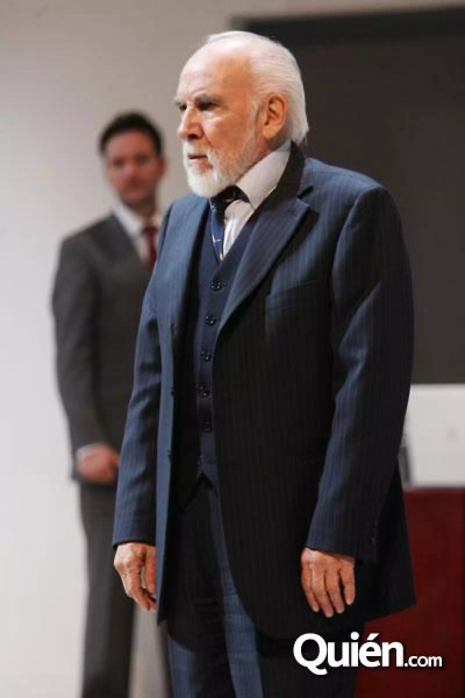 Obra de Teatro Claudia Me Quieren Volver Loca