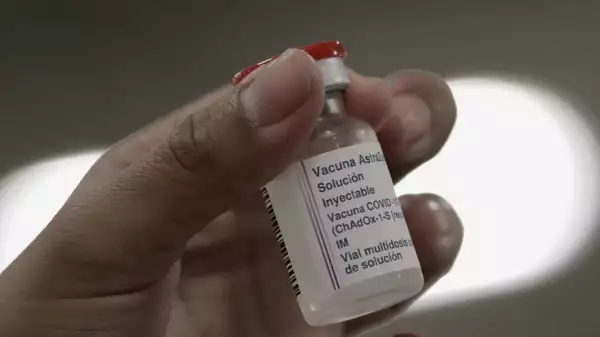 La vacuna Moderna contra covid estará a la venta en México 