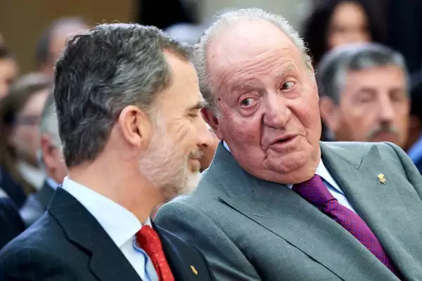 Felipe VI y Juan Carlos de España 
