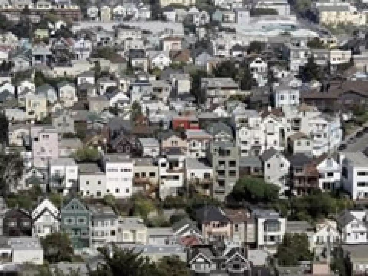 En California hay hispanos que llevan meses sin pagar sus créditos. (Foto: AP)