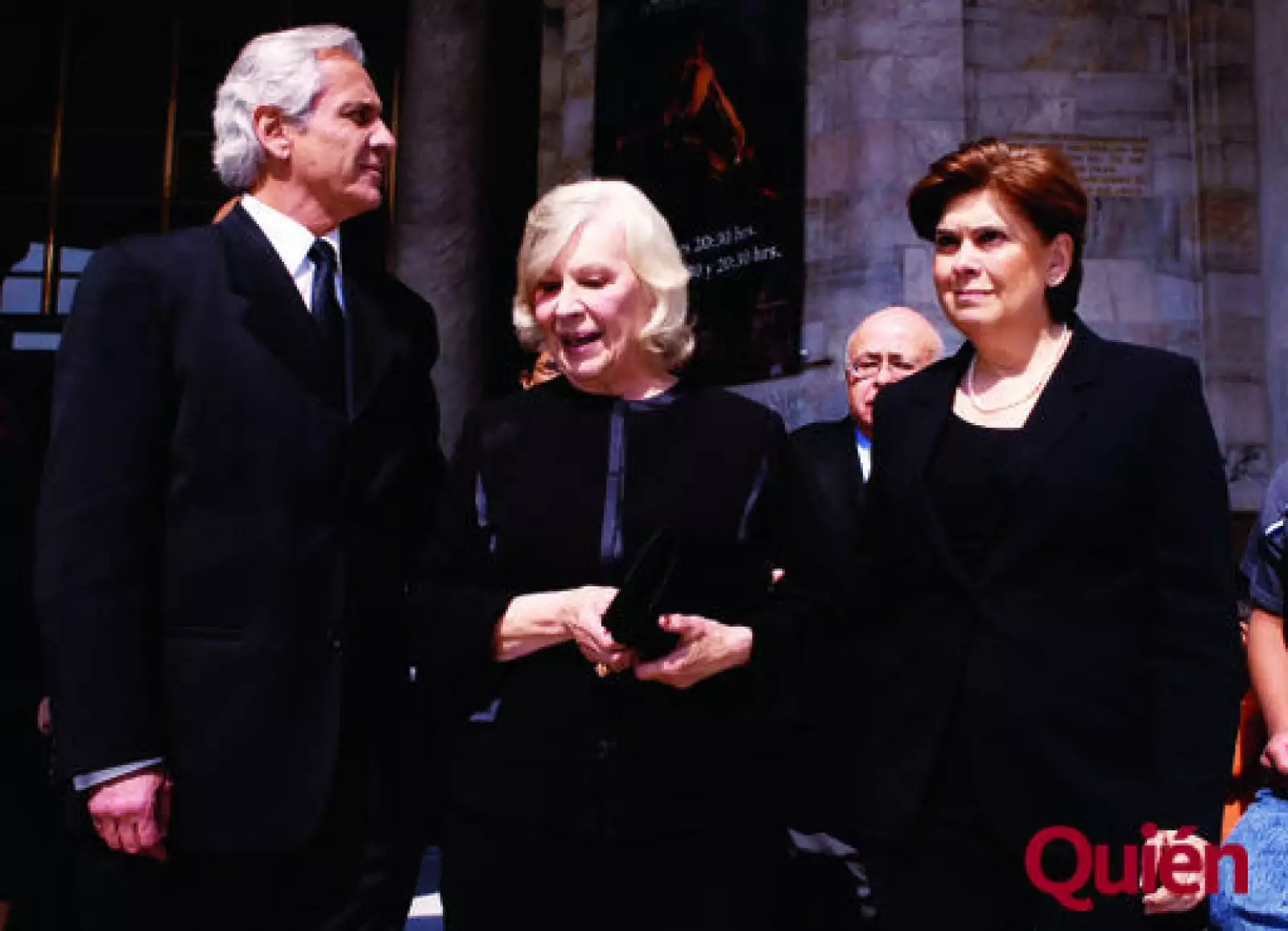 José Anguiano, Brigita Anguiano, Sari Bermúdez