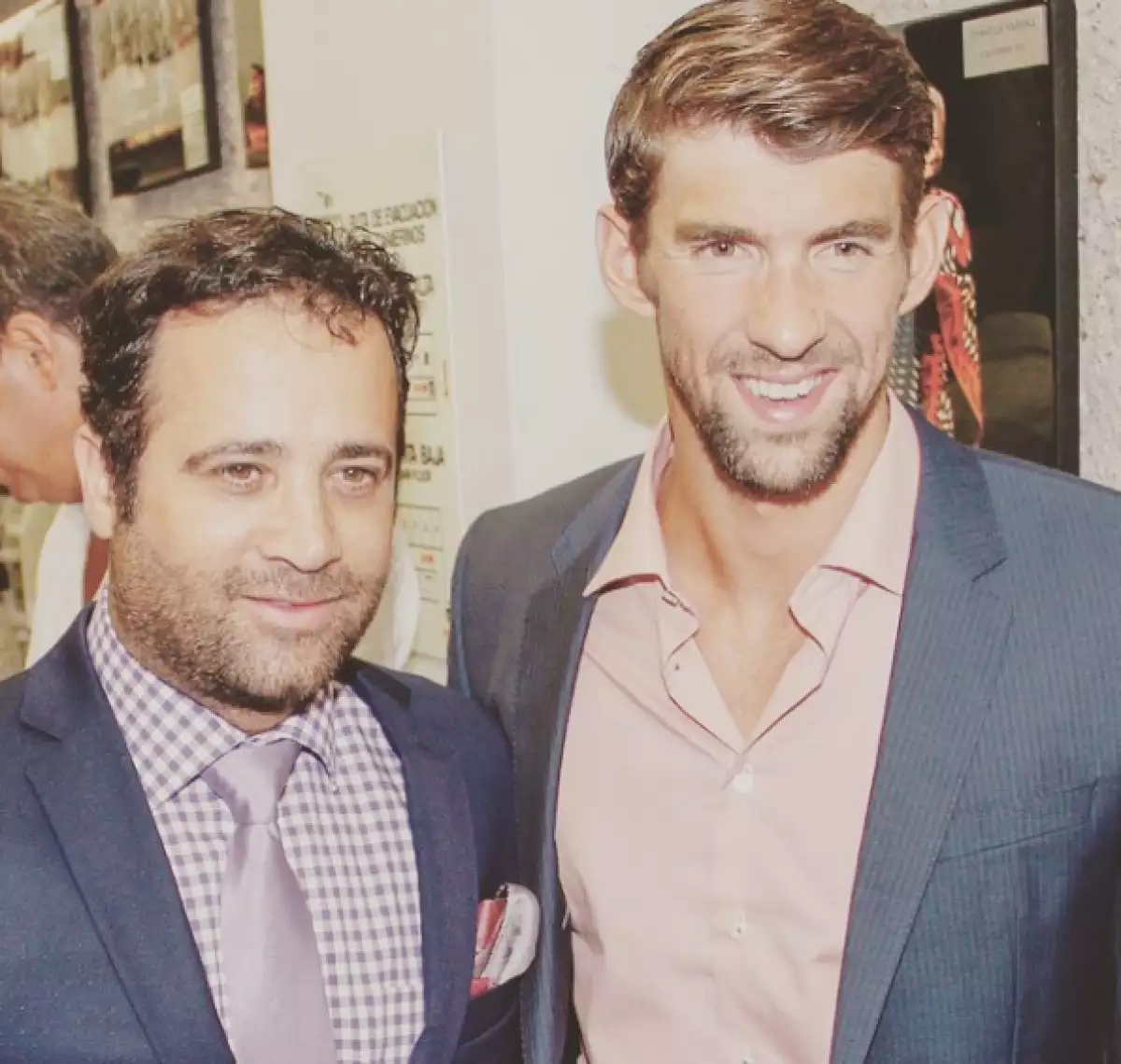 El empresario compartió una foto en su Instagram junto al nadador, donde cuenta la plática que tuvo con él hace un año y cómo lo admira.
