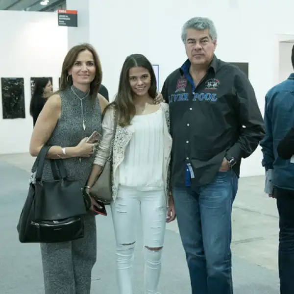 Carmen de Amodio, Luciana Amodio y Mauricio Amodio