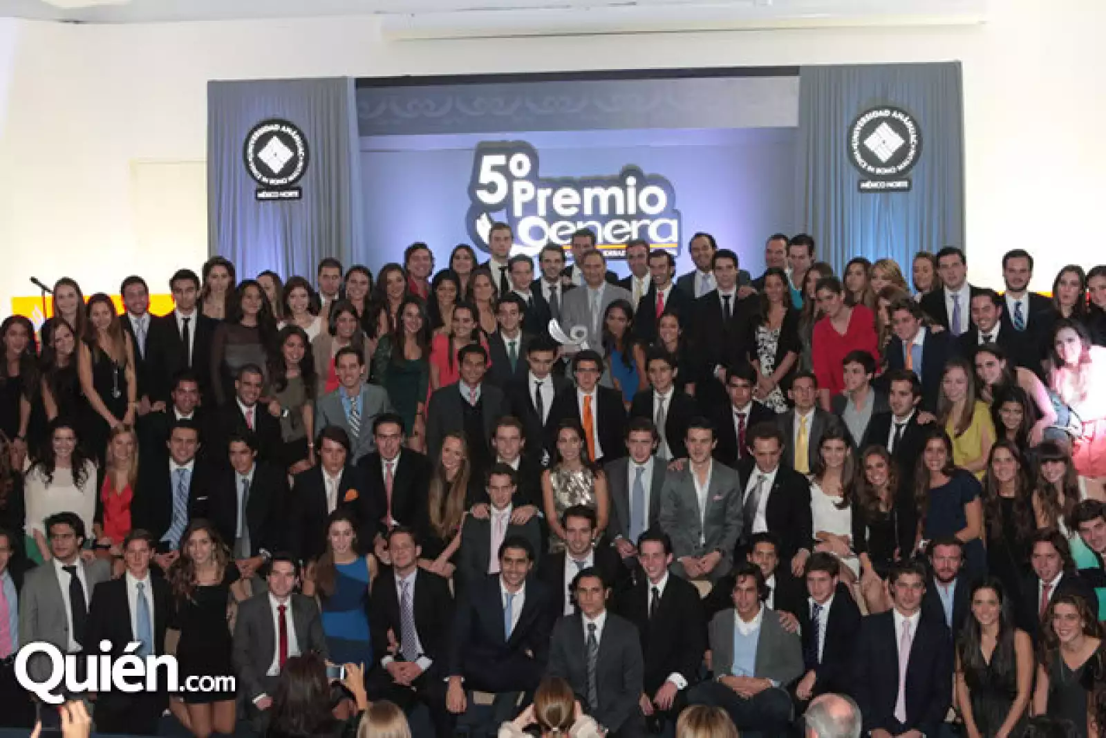 Alumnos Universidad Anahuac Premio Genera Alejandro Soberón