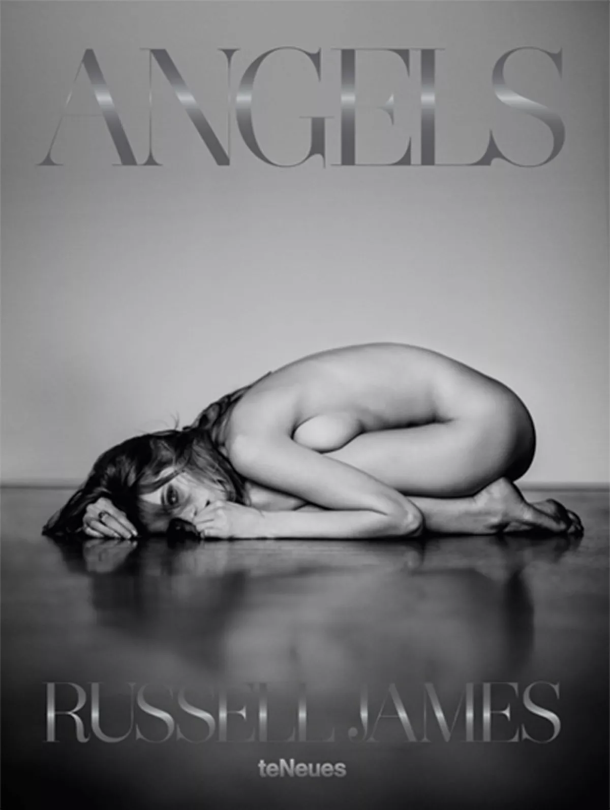 Esta es la portada del libro de 304 páginas.