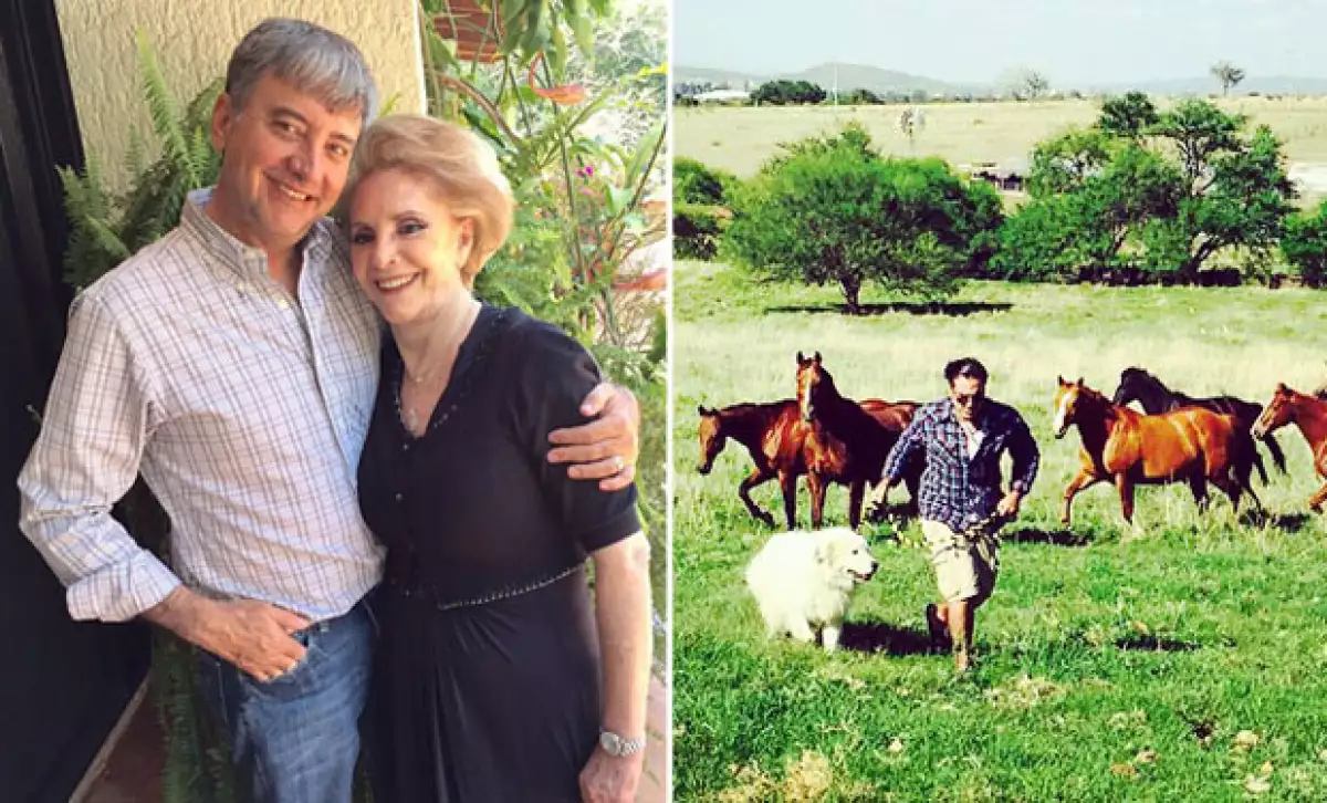 Uno de los mayores tesoros de Don Vicente es su familia. A la izquierda Doña Cuquita y su hijo Gerardo Fernández y a la izquierda el Potrillo disfrutando de sus caballos en el rancho hace soo unos días.