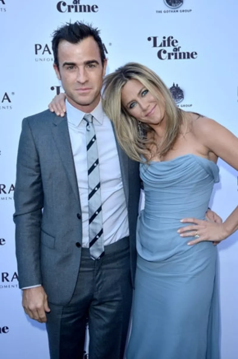 Debido a la carga de trabajo de la actriz, ella y su prometido Justin Theroux han decidido que será hasta el próximo año cuando lleguen al altar.