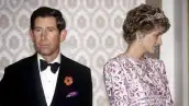 Carlos III y la princesa Diana muy triste