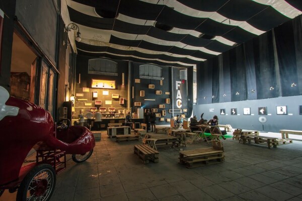 La Fábrica de Arte Cubano es una visita obligada en La Habana