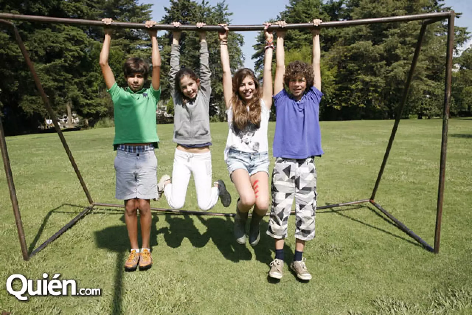 Emiliano, Paola, Jimena y Jorge