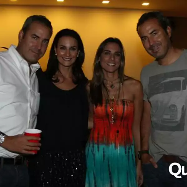 Fiesta de Fernando Lebrija por sus 2 diosas de plata