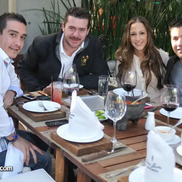 Luis Regueiro,Miguel de la Fuente,Araceli Domínguez,Francisco Elizondo