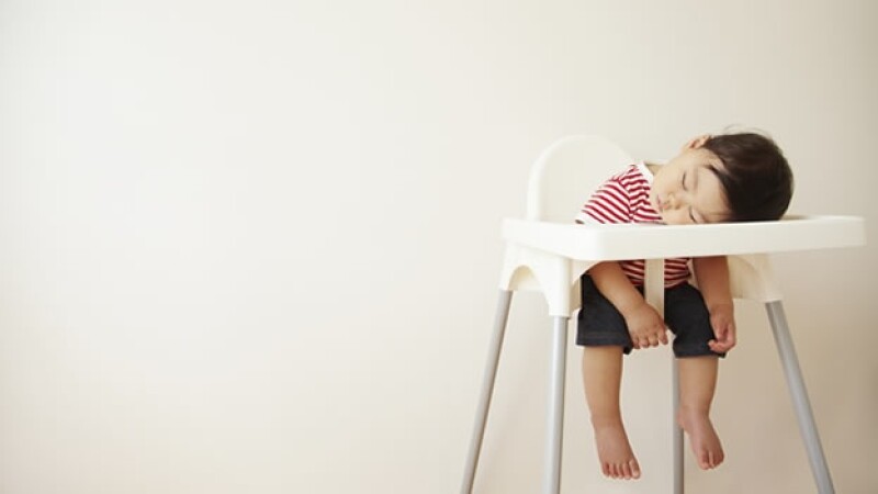 bebe dormir silla