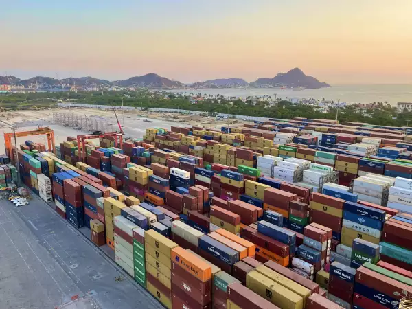 Contenedores-puerto-manzanillo-colima-Contecon