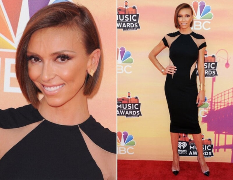 Como parte del equipo de Fashion Police, no podría defraudarnos con su look.