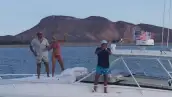 La cantante no puede tener un cuerpo más impresionante, y es que además de que en su cara parece que no pasa la edad, ahora también lo ha demostrado con su figura.
