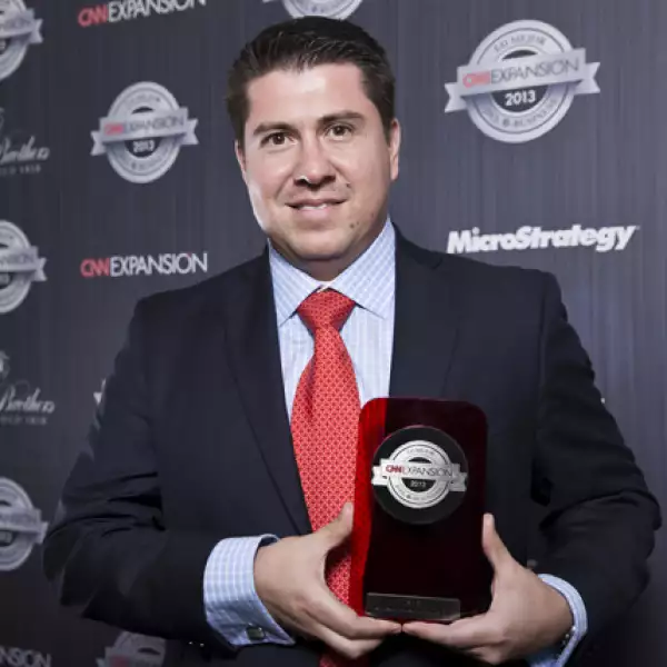 El reconocimiento al Mejor negocio B2B se lo llevó Bionexo y fue recibido por el director de operaciones, Christopher Manzo. En la tercera edición de Premios CNNExpansión se registraron 193 proyectos.