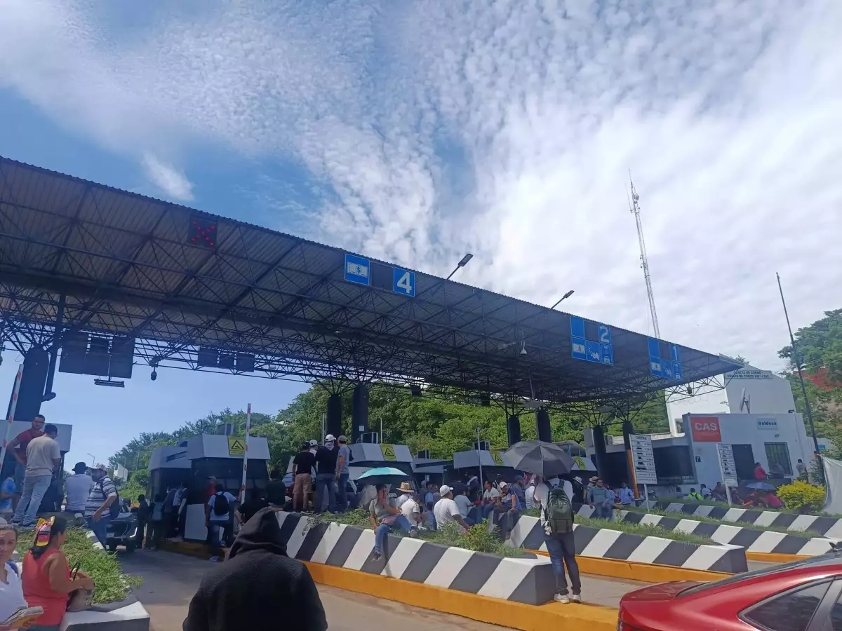 toma-casetas-chiapas.jpeg