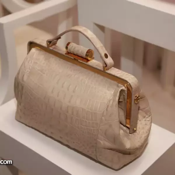 Venta especial de Claudia Estrada