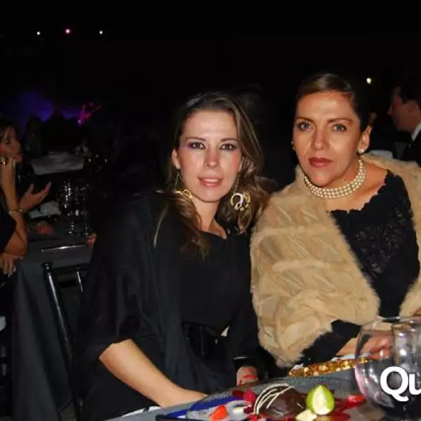 Cena de gala ,Unidos somos iguales