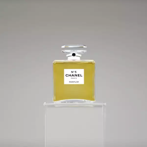 Gabrielle Chanel consideraba al número 5 como la cifra de la buena fortuna.