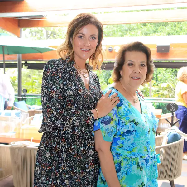 Carla y Zelinda Moreno 