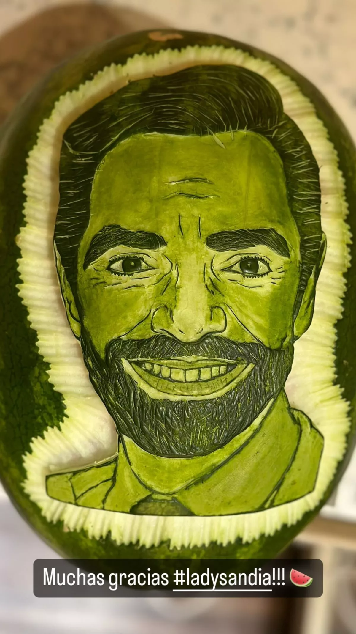 eugenio-derbez-sandia.jpg