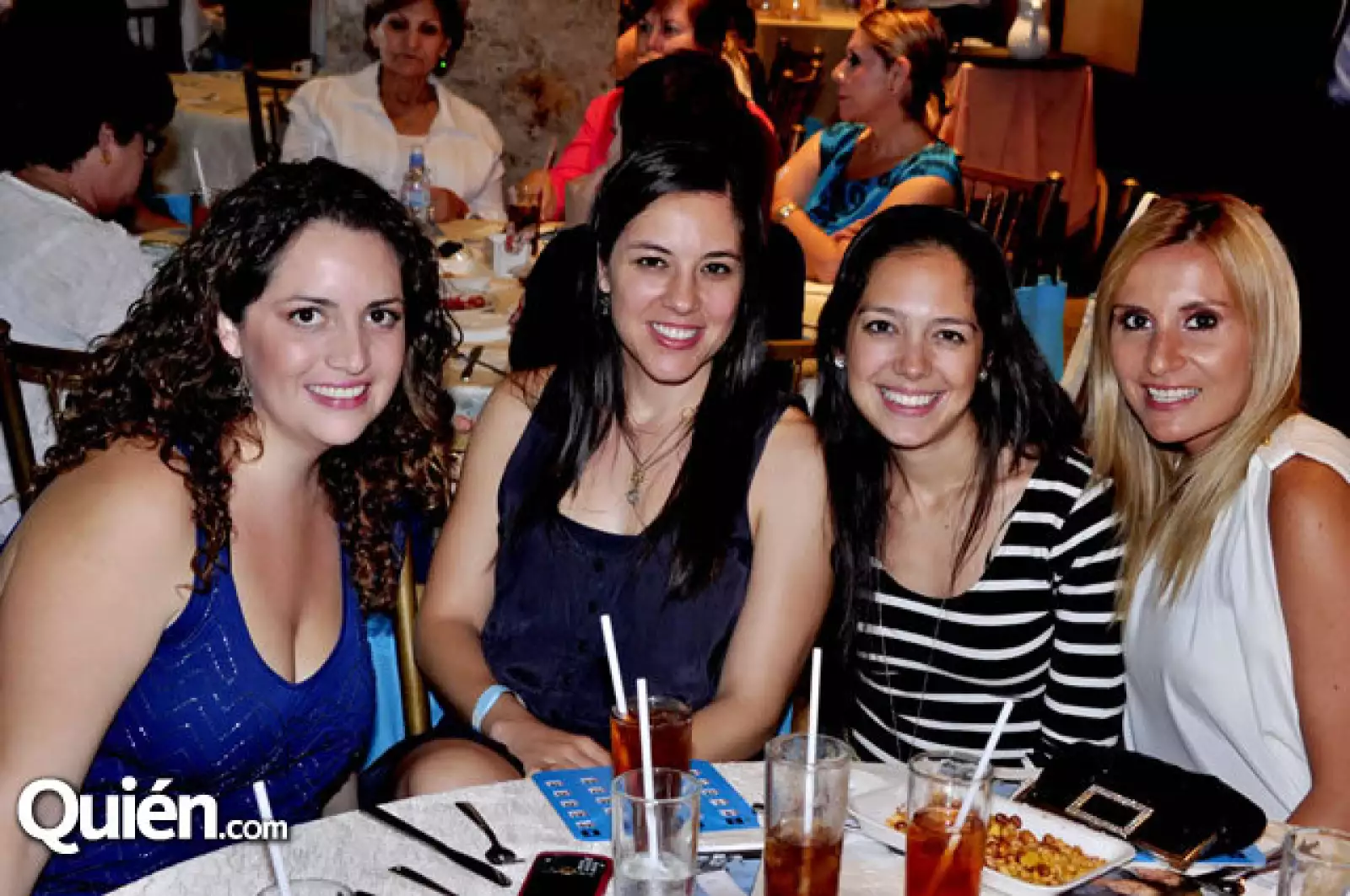 Jessica Sánchez, Gaby Cvazos de Lozano, Deyanira Delgado de Garza y Carmelina Reyna