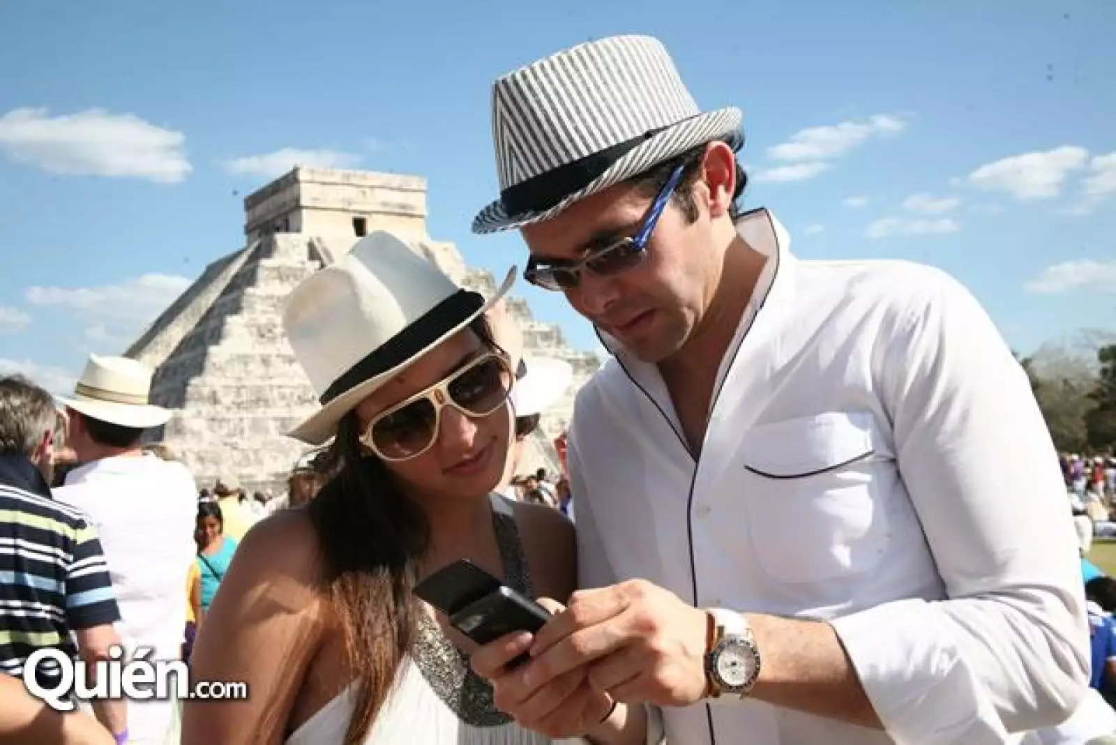 Frida Harari,Lorenzo Ruiz