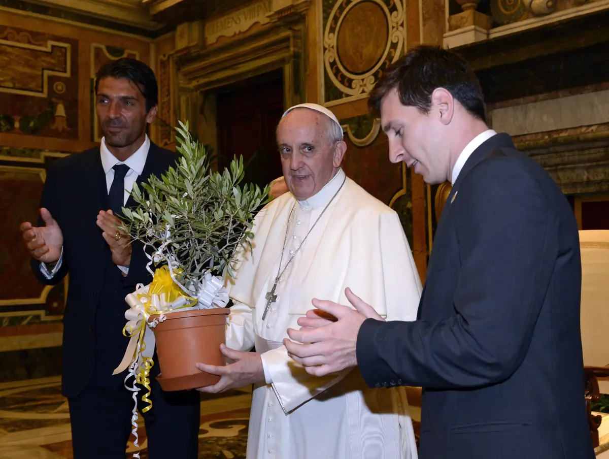 Papa Francisco y Lionel Messi