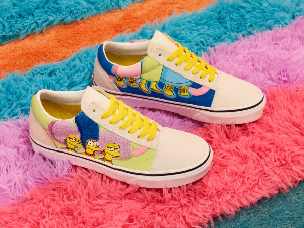 FA20_Simpsons_VN0A4BV521M_OldSkool_TheSimpsons_TheBouviers_Elevated_0116.jpg