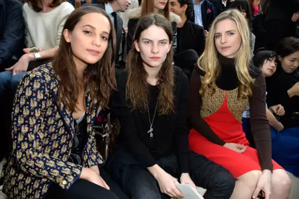 Desde siempre en front row. Aquí en Paris Fashion Week Otoño-Invierno 2015.