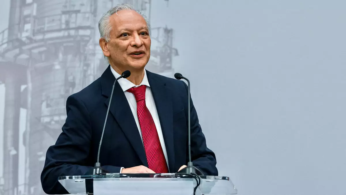 Pemex redimirá notas 2026 y anticipa pagos de deuda