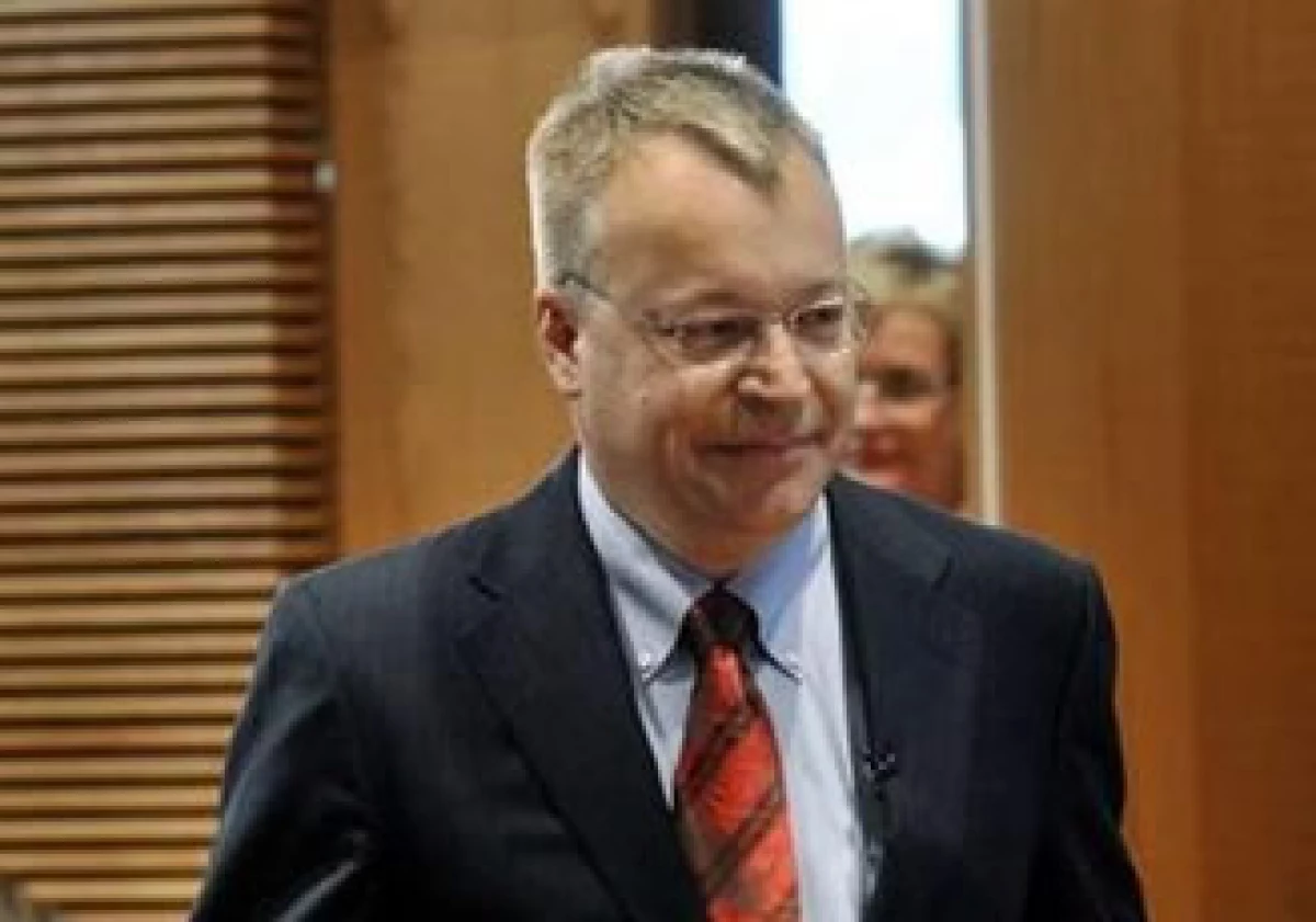 Stephen Elop afrontará la pérdida del liderazgo de Nokia en los móviles avanzados. (Foto: Reuters)