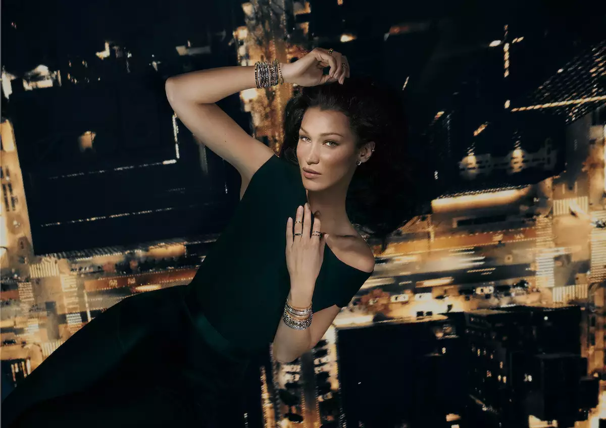 Bella-hadid-_Chopard_Sculpted_by_Light.jpg